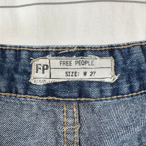 Free People Shorts Womens 27 Blue Denim Cut Off Distressed Raw Hem Boho Western - Picture 3 of 9